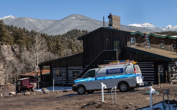 Broadmoor-Fishing-Camp-Mountain-View